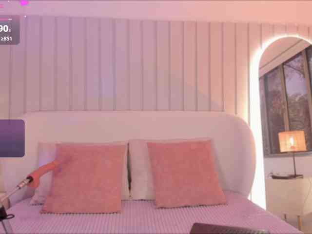 Amaia-Foxx webcam
