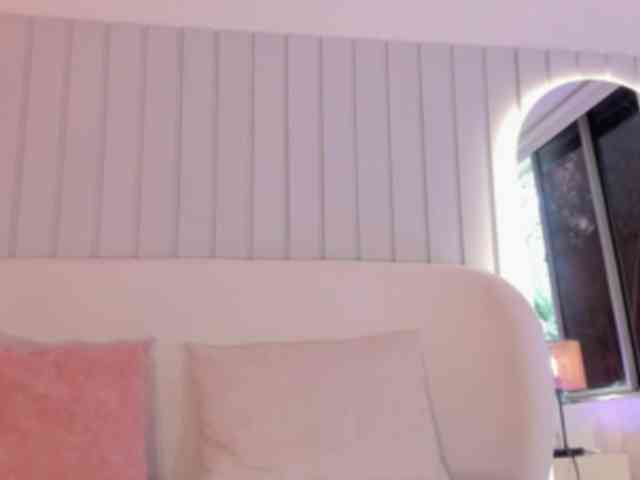 Amaia-Foxx webcam