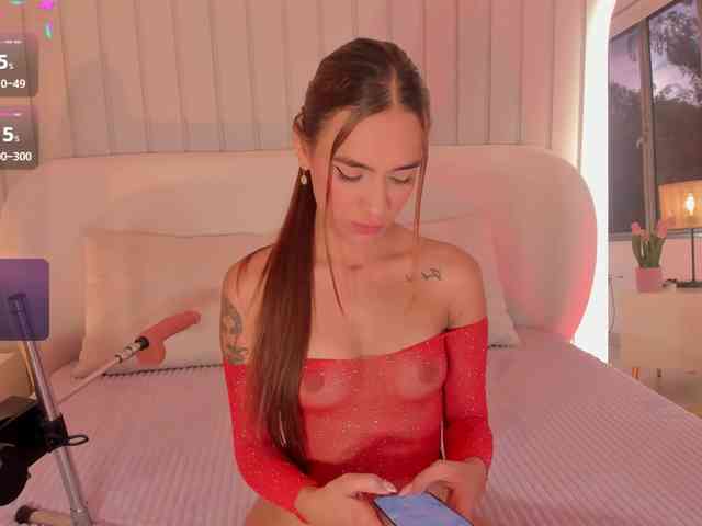 Amaia-Foxx webcam