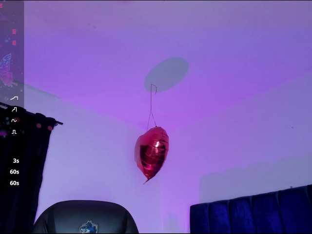 Eimy-saenzx live cam on BongaCams