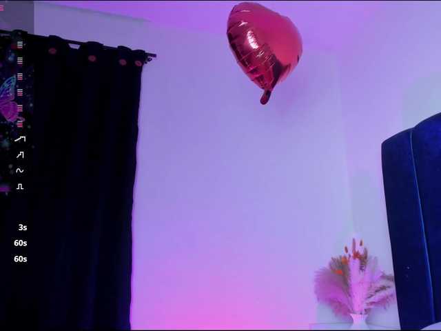 Eimy-saenzx live cam on BongaCams