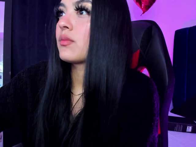 Eimy-saenzx live cam on BongaCams
