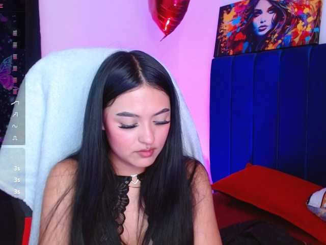 Eimy-saenzx live cam on BongaCams