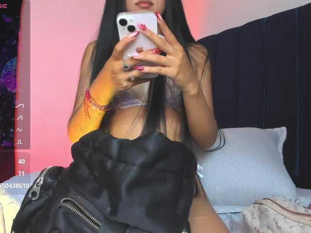 Eimy-saenzx live cam on BongaCams