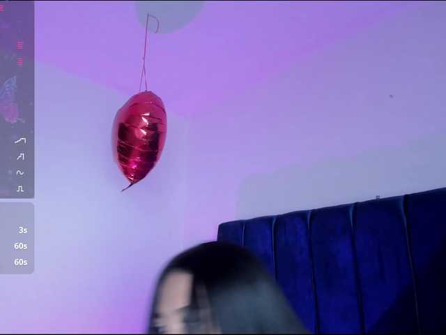 Eimy-saenzx live cam on BongaCams