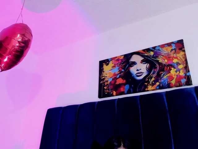 Eimy-saenzx live cam on BongaCams