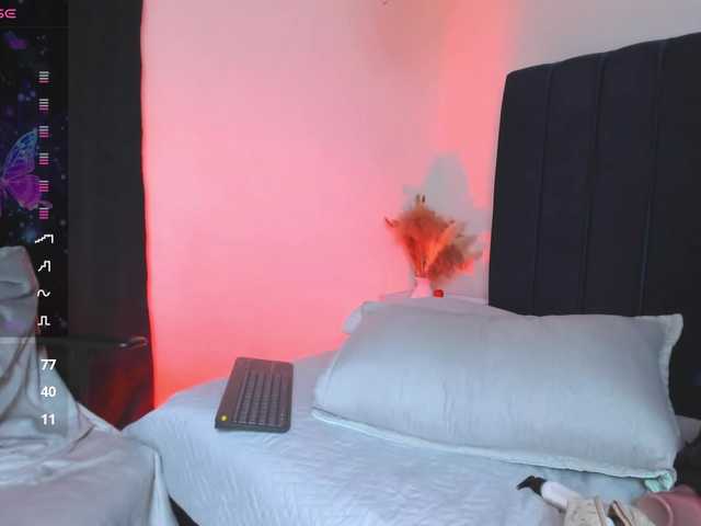 Eimy-saenzx live cam on BongaCams
