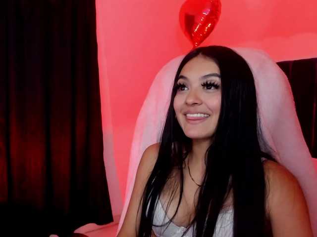 Eimy-saenzx live cam on BongaCams