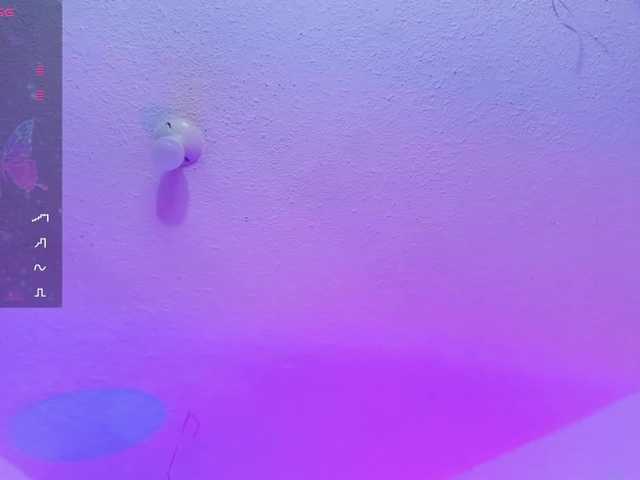 Eimy-saenzx live cam on BongaCams