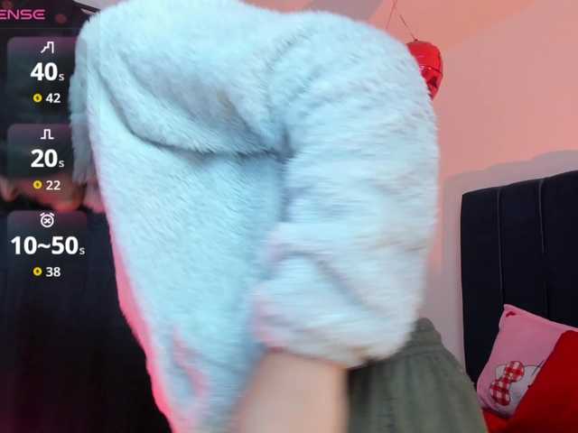 Eimy-saenzx live cam on BongaCams