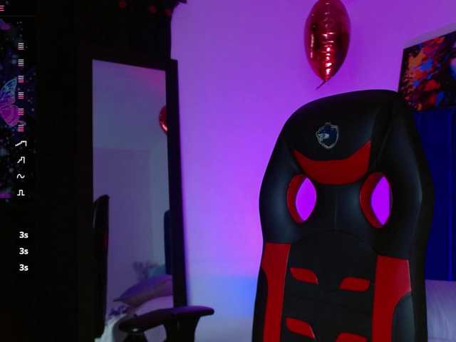 Eimy-saenzx live cam on BongaCams