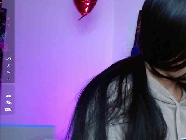 eimy-saenzx's live room