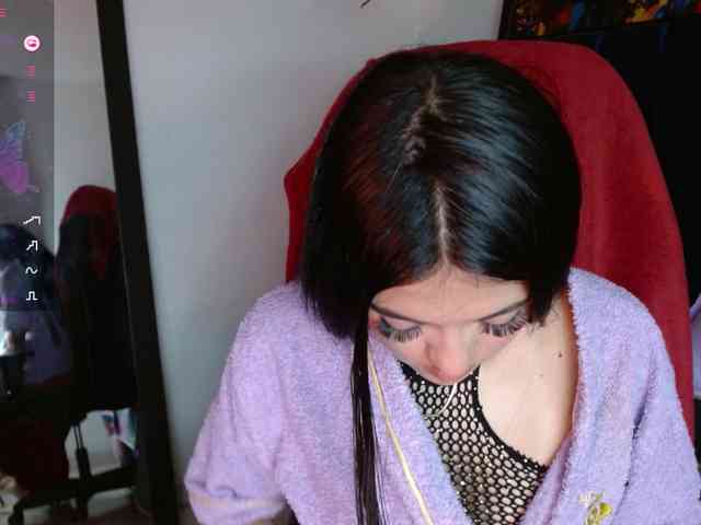 Eimy-saenzx webcam