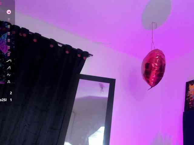 Eimy-saenzx webcam