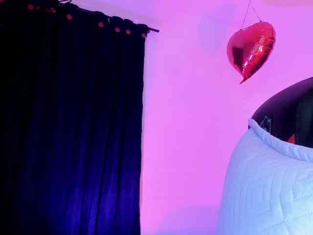 Eimy-saenzx webcam