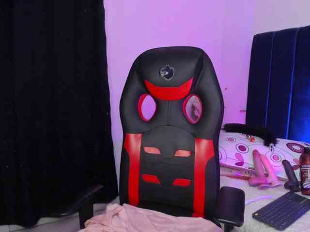 Eimy-saenzx webcam