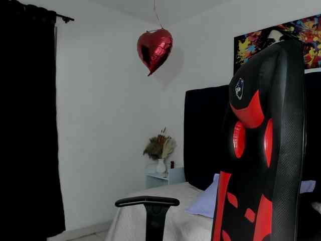 Eimy-saenzx webcam