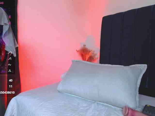 Eimy-saenzx webcam