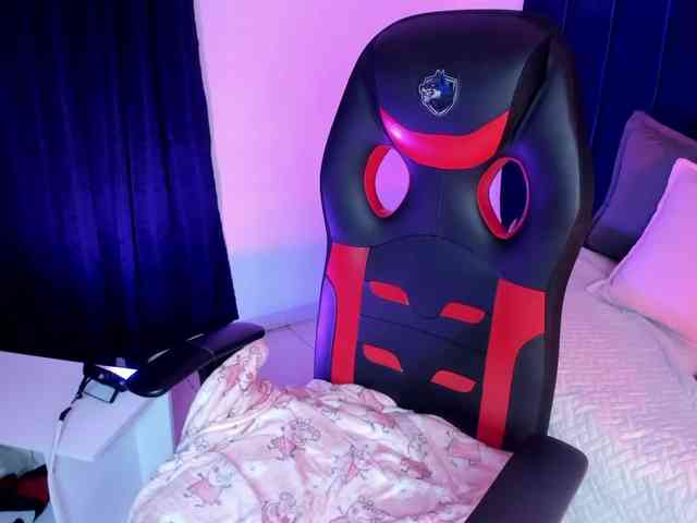 Eimy-saenzx webcam
