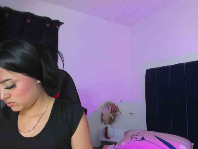 Eimy-saenzx