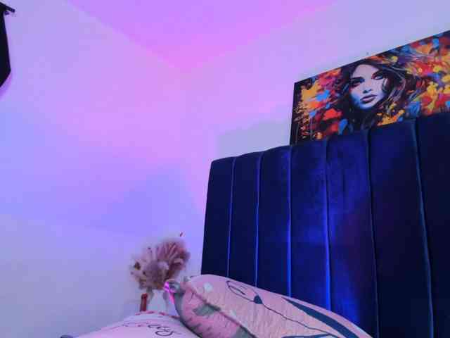Eimy-saenzx