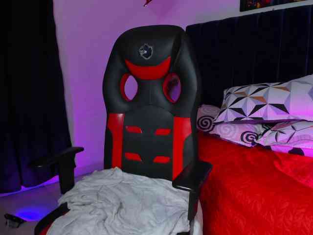 Eimy-saenzx webcam