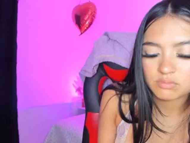 Eimy-saenzx webcam