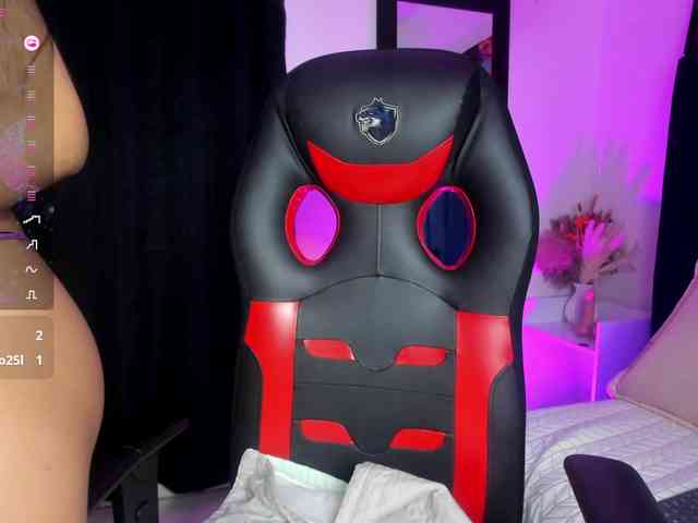 Eimy-saenzx webcam
