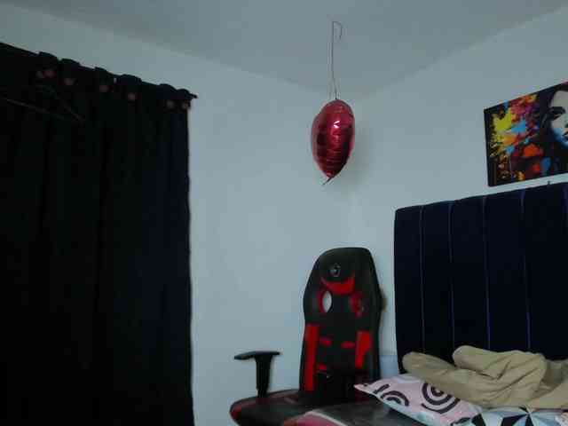 Eimy-saenzx webcam