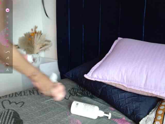 Eimy-saenzx webcam