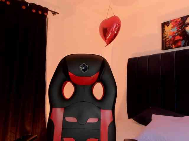 Eimy-saenzx webcam