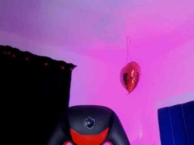 Eimy-saenzx