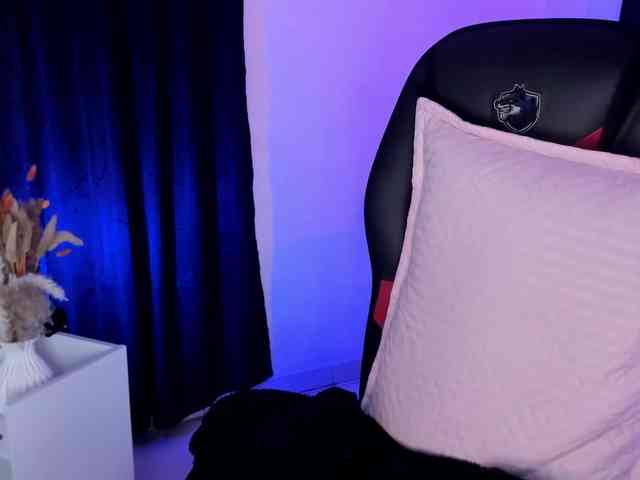 Eimy-saenzx webcam