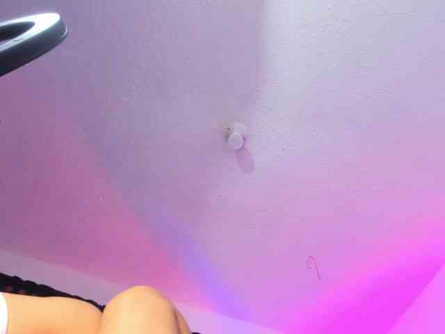 Eimy-saenzx webcam