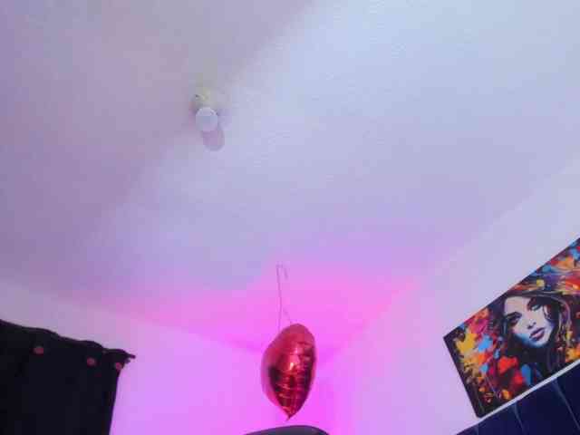 Eimy-saenzx webcam