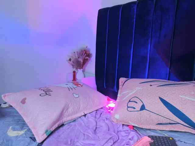 Eimy-saenzx