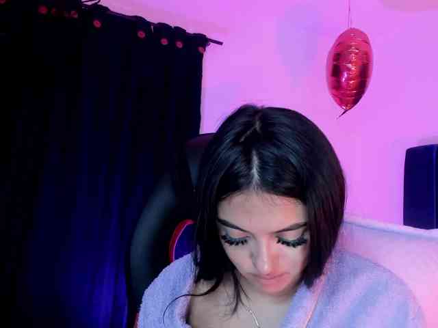 Eimy-saenzx webcam