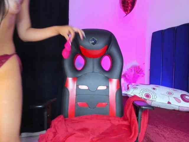 Eimy-saenzx webcam