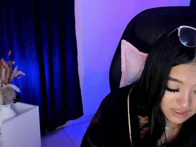 Eimy-saenzx webcam