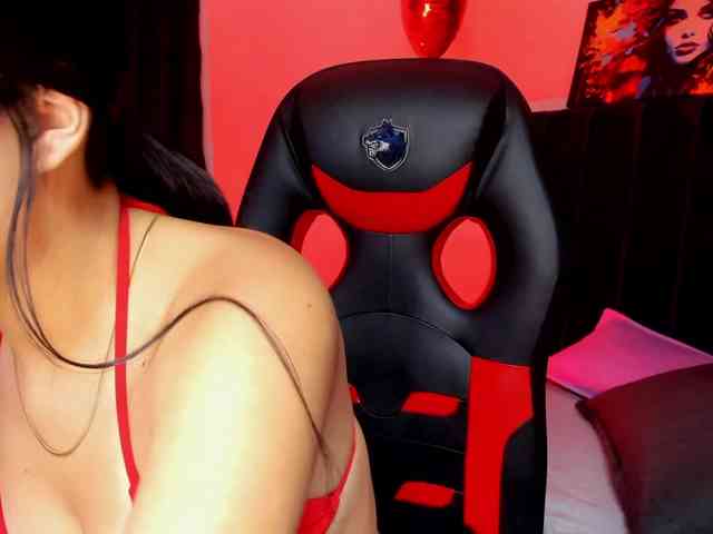 Eimy-saenzx webcam