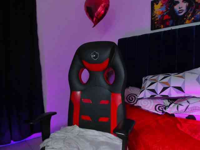 Eimy-saenzx webcam