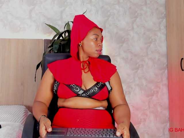 Gyda, live now on BongaCams