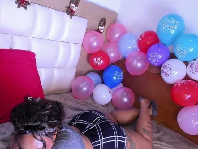 Gyda live cam on BongaCams