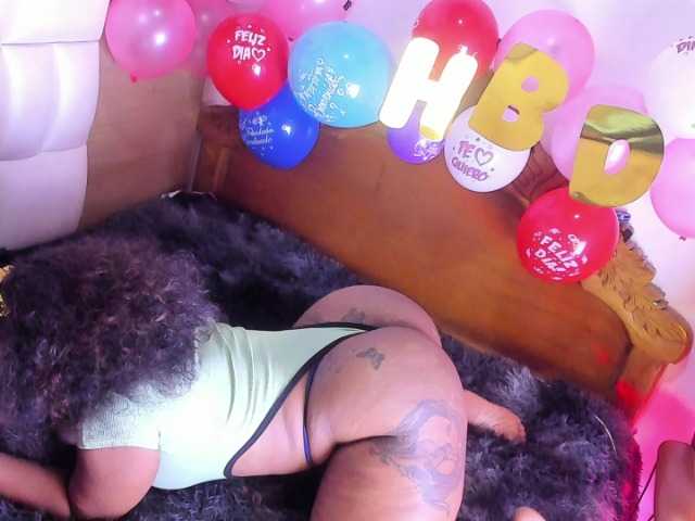 Gyda live cam on BongaCams