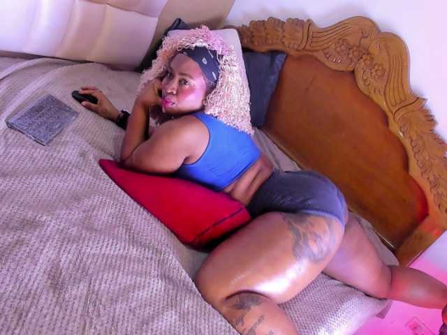 Gyda's BongaCams show and profile