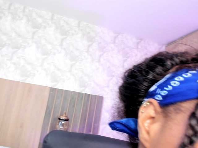 Gyda live webcam show