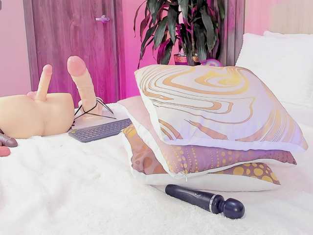 Gyda live cam on BongaCams