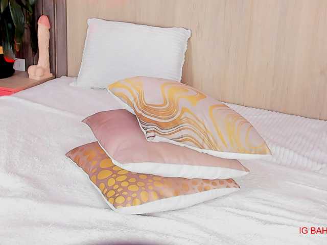 Gyda live cam on BongaCams