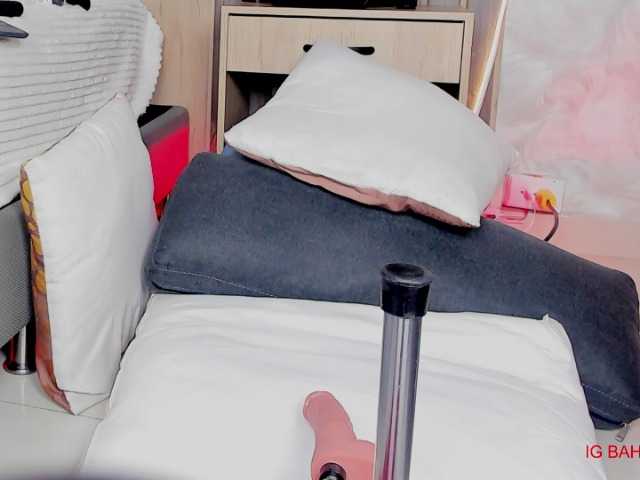 Gyda live cam on BongaCams