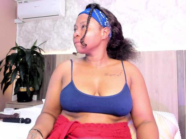 Gyda live webcam show